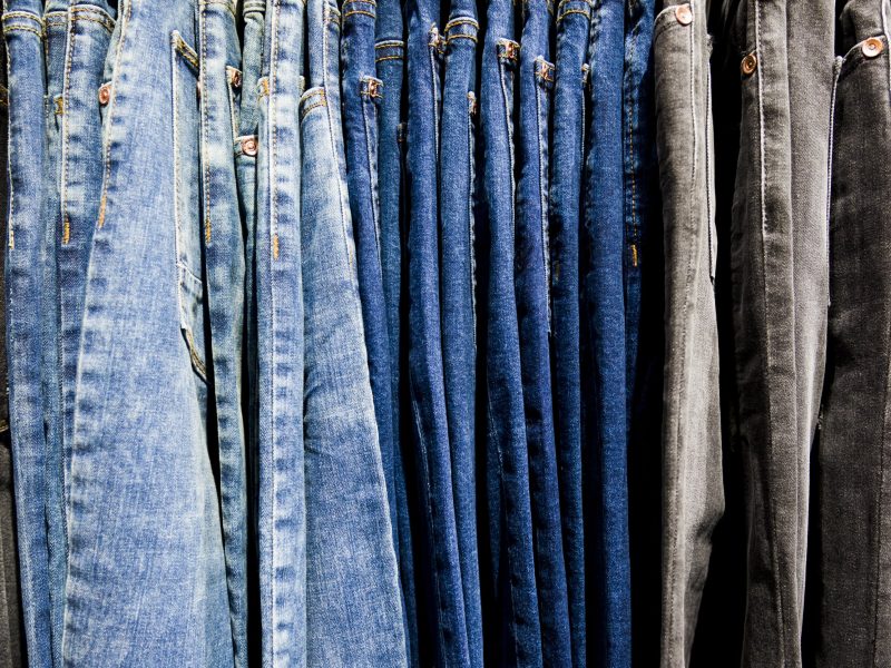 clothes-clothing-store-min